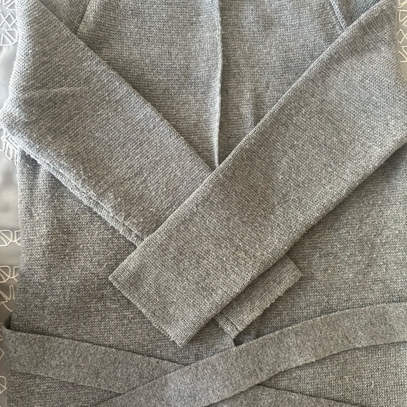 Ann Taylor Coatigan, GRAY belted cardigan sweater, duster, wrap, XS - Picture 5 of 6